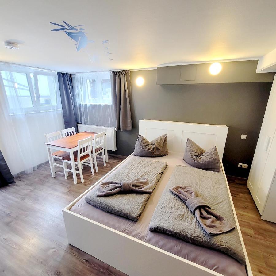Bnb Fliegerhaeusle Hagnau 24H Self Check In ภายนอก รูปภาพ